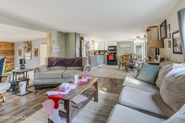 2749 White Street SW, Supply, NC 28462