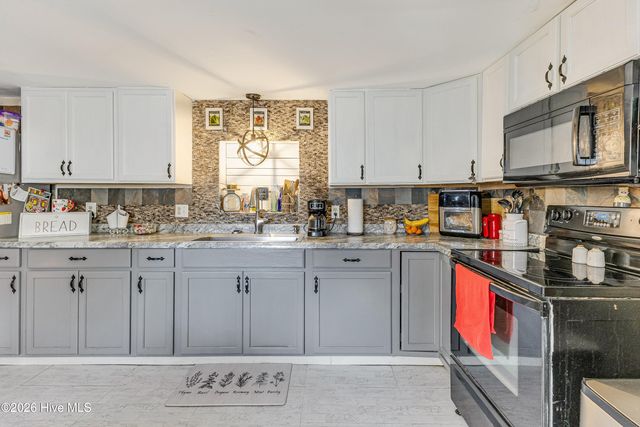 2749 White Street SW, Supply, NC 28462