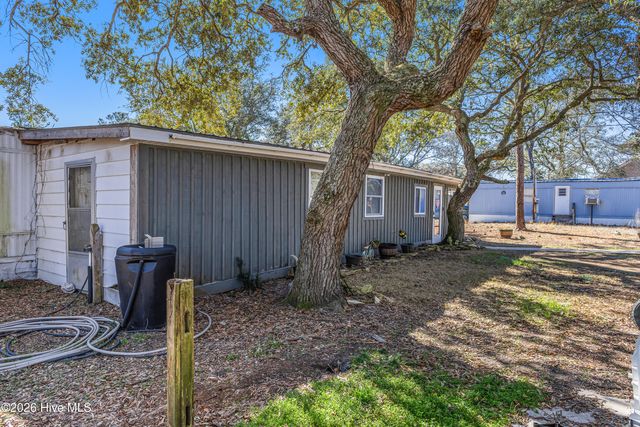 2749 White Street SW, Supply, NC 28462