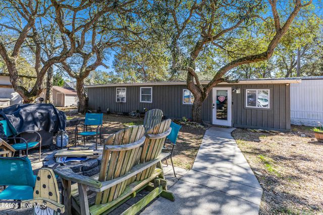 2749 White Street SW, Supply, NC 28462