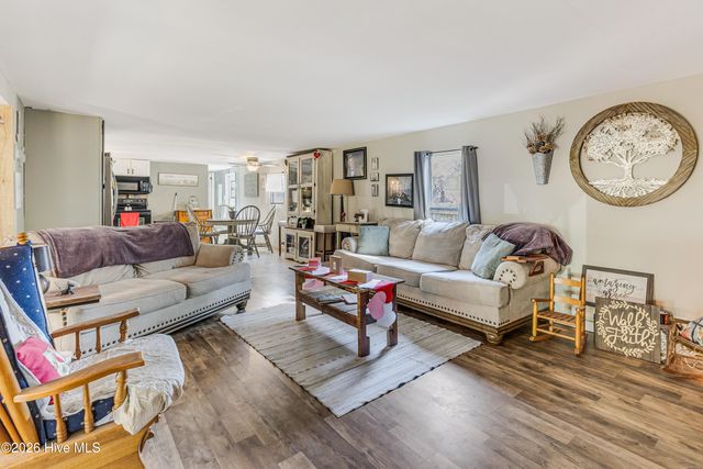 2749 White Street SW, Supply, NC 28462