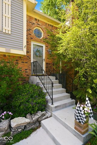 7455 Prairie Lake Drive, Indianapolis, IN 46256