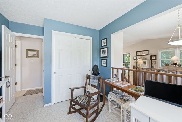7455 Prairie Lake Drive, Indianapolis, IN 46256