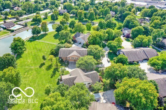 7455 Prairie Lake Drive, Indianapolis, IN 46256