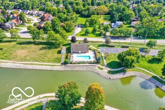 7455 Prairie Lake Drive, Indianapolis, IN 46256