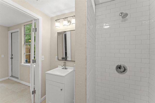 247 TOMS ROAD, Debary, FL 32713