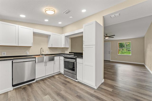 247 TOMS ROAD, Debary, FL 32713