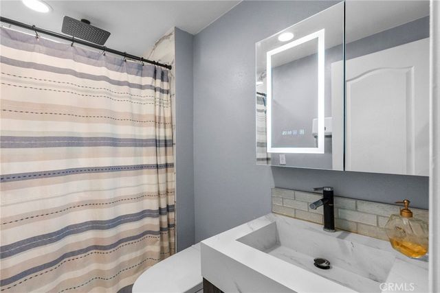 23344 Timberlane, Valencia, CA 91354