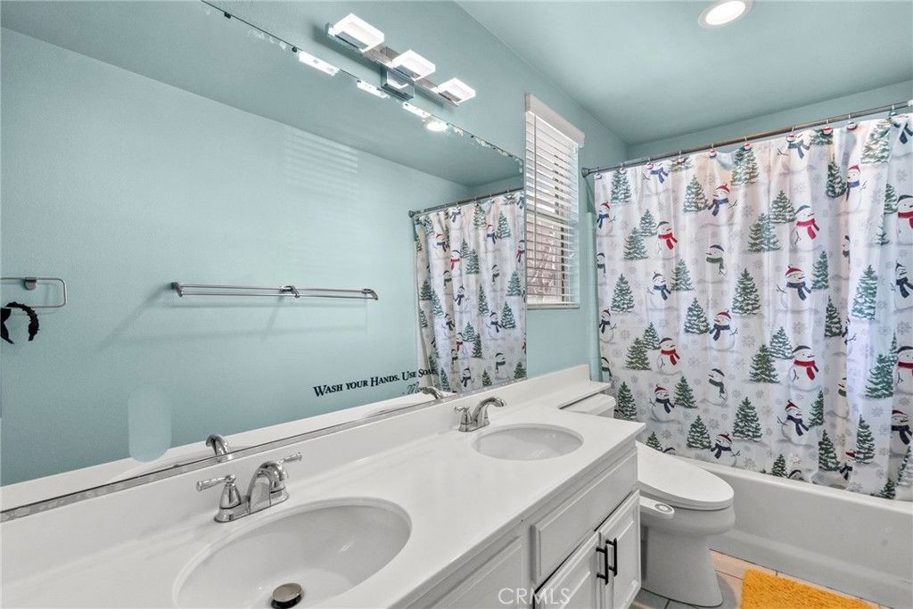 Image 18 of property listing at 23344 Timberlane, Valencia, CA 91354