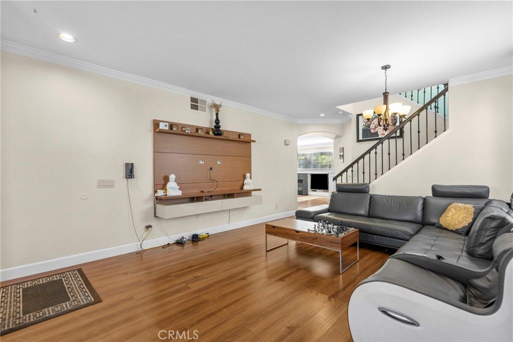 Image 5 of property listing at 23344 Timberlane, Valencia, CA 91354