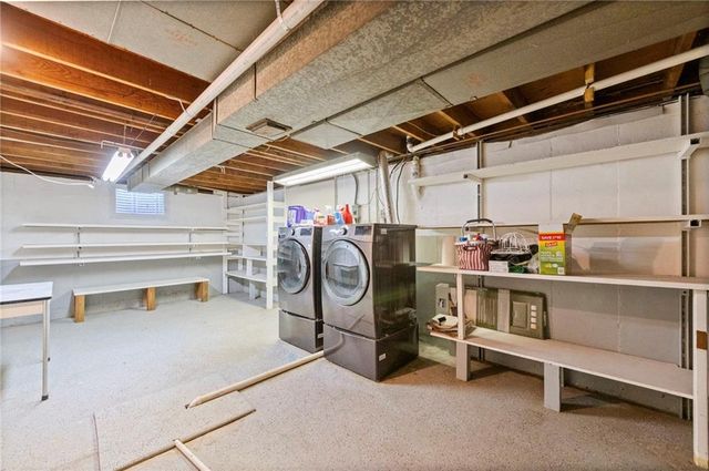 817 S Alexander Road, Independence, MO 64056