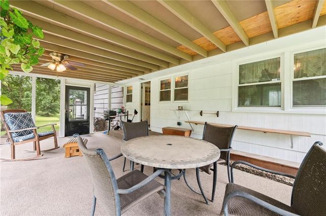 817 S Alexander Road, Independence, MO 64056