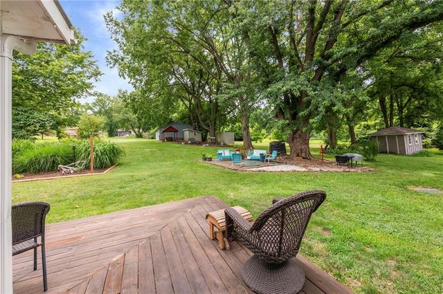 817 S Alexander Road, Independence, MO 64056