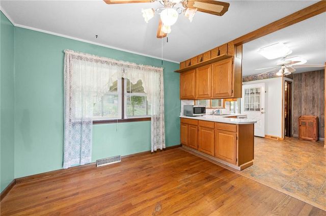 817 S Alexander Road, Independence, MO 64056