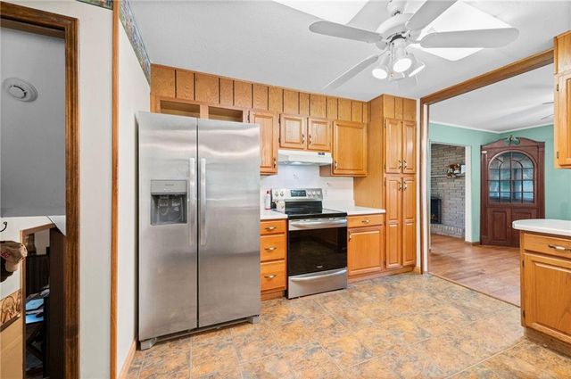 817 S Alexander Road, Independence, MO 64056