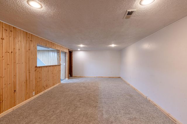 11509 Winnetka Avenue N, Champlin, MN 55316