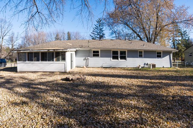 11509 Winnetka Avenue N, Champlin, MN 55316