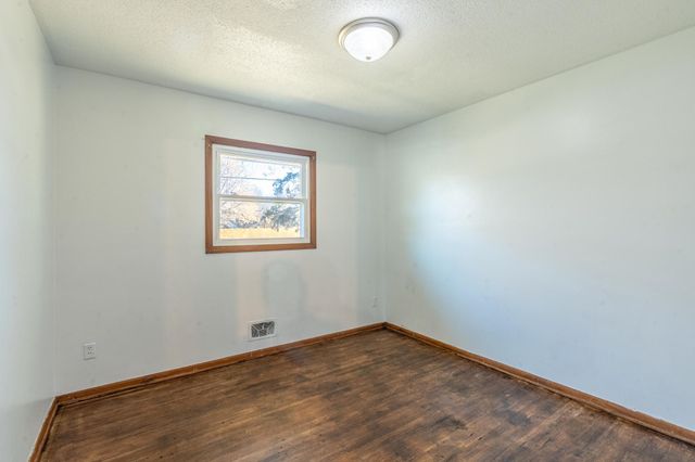 11509 Winnetka Avenue N, Champlin, MN 55316