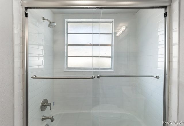 11286 W Bayshore Drive, Crystal River, FL 34429