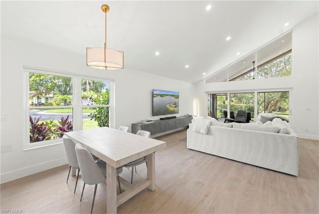 4775 Europa DR, Naples, FL 34105