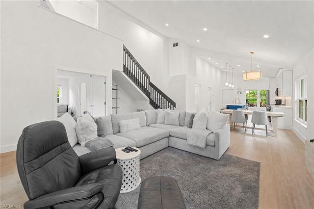 4775 Europa DR, Naples, FL 34105
