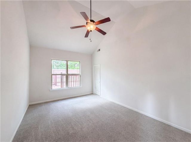 4075 Mcclendon Way, Rex, GA 30273