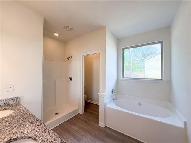 4075 Mcclendon Way, Rex, GA 30273
