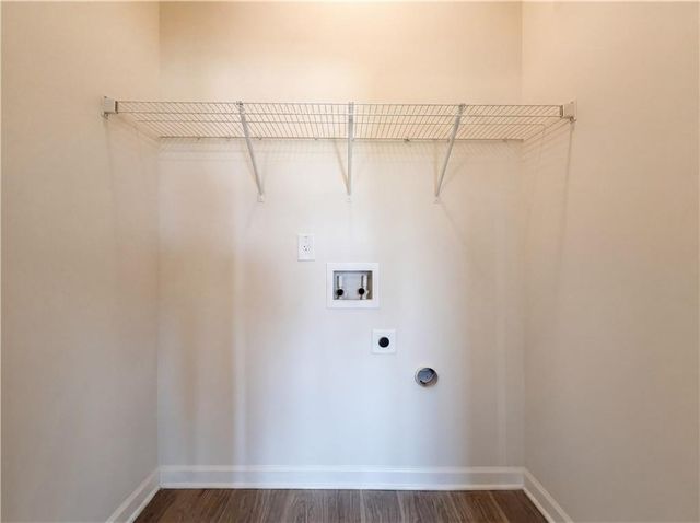 4075 Mcclendon Way, Rex, GA 30273
