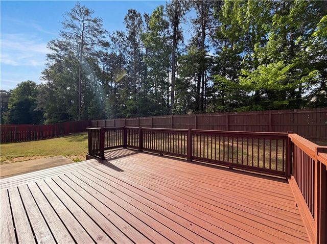 4075 Mcclendon Way, Rex, GA 30273