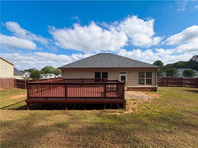 4075 Mcclendon Way, Rex, GA 30273