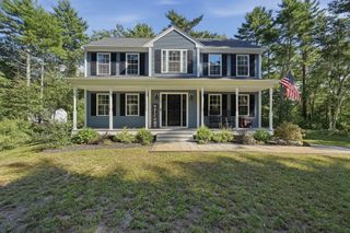 26 Indian St, Carver, MA 02330