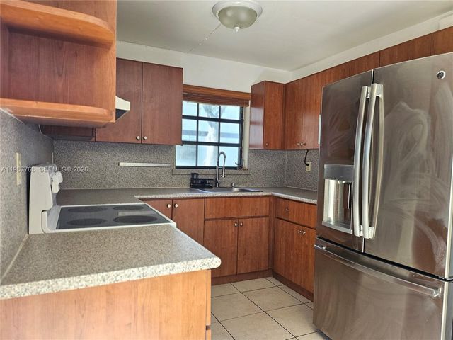 13220 SW 58th Ter 16-1, Miami, FL 33183