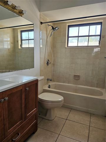 13220 SW 58th Ter 16-1, Miami, FL 33183