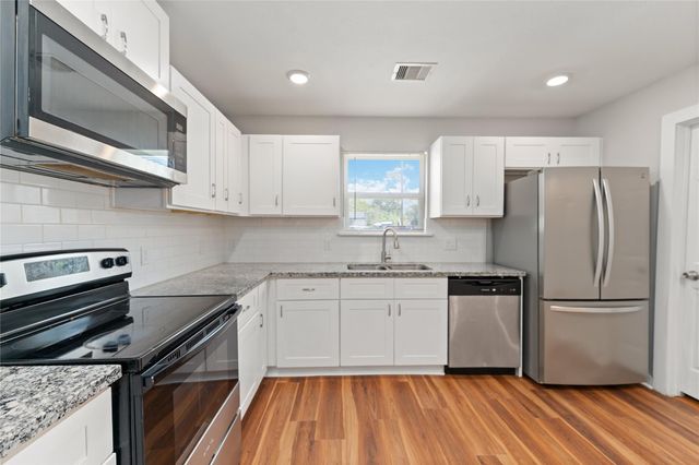 8617 Clarington Street, Houston, TX 77016