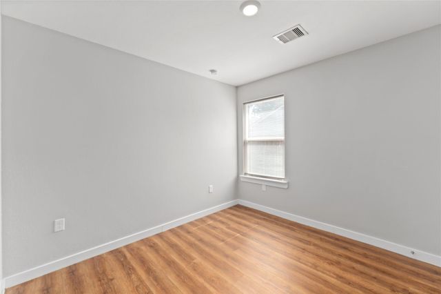 8617 Clarington Street, Houston, TX 77016