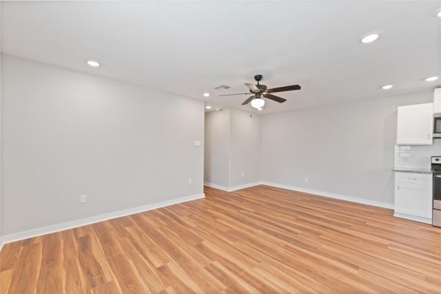 8617 Clarington Street, Houston, TX 77016