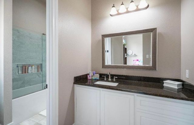 8 W Lakeshore Drive, Ransom Canyon, TX 79366