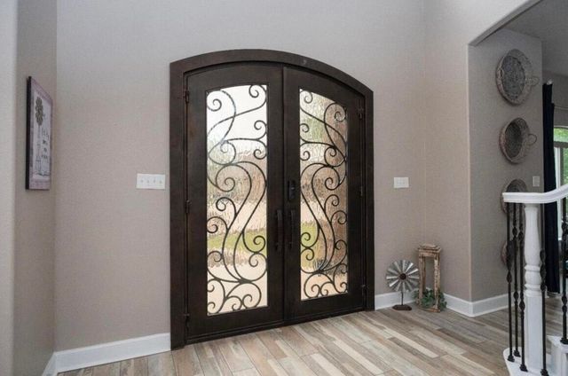 8 W Lakeshore Drive, Ransom Canyon, TX 79366