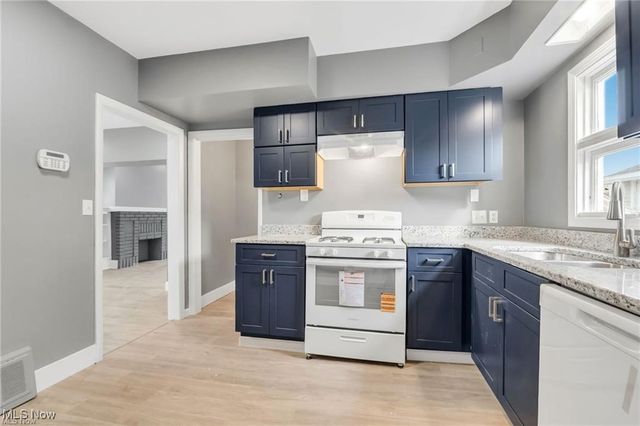 839 Nela View Road, Cleveland Heights, OH 44112