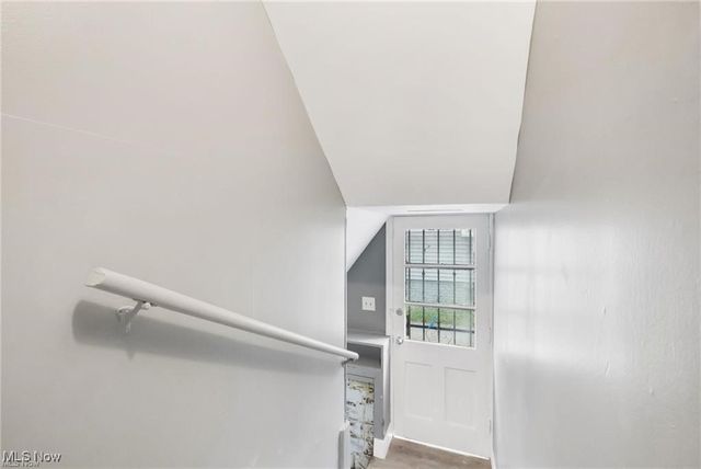 839 Nela View Road, Cleveland Heights, OH 44112