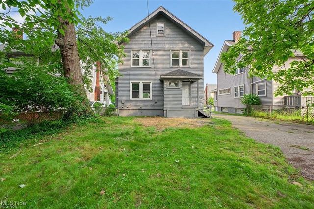 839 Nela View Road, Cleveland Heights, OH 44112