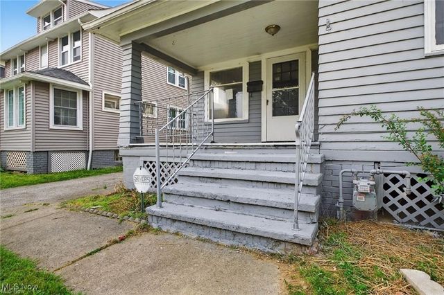 839 Nela View Road, Cleveland Heights, OH 44112