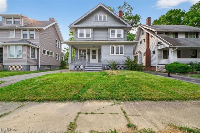 839 Nela View Road, Cleveland Heights, OH 44112