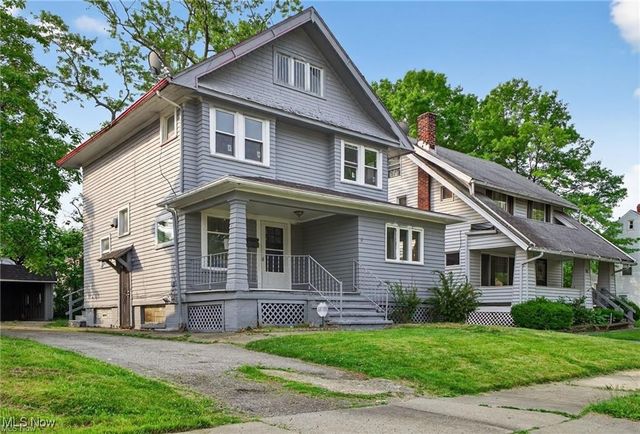 839 Nela View Road, Cleveland Heights, OH 44112