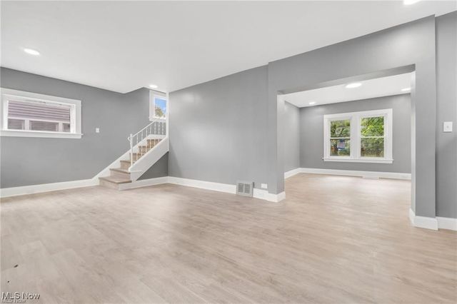 839 Nela View Road, Cleveland Heights, OH 44112