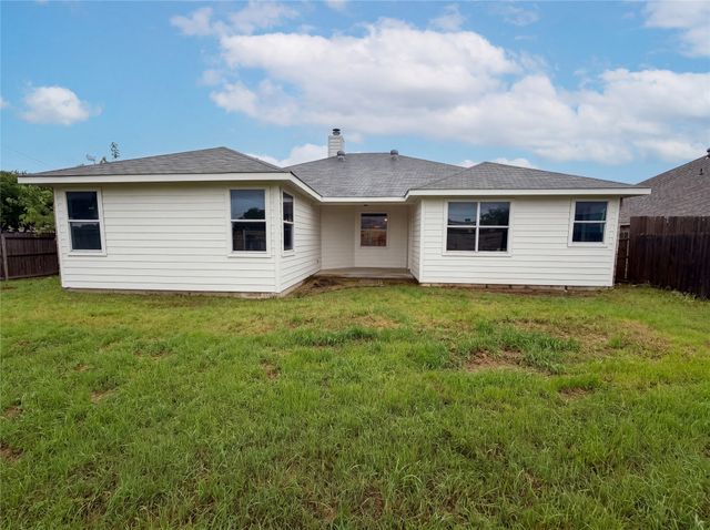 1100 Whispering Meadows, Crowley, TX 76036