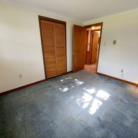 1075 West Brookfield Road, New Braintree, MA 01531