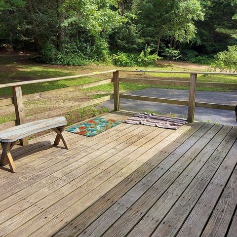 1075 West Brookfield Road, New Braintree, MA 01531