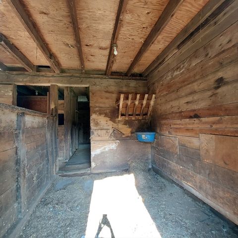 1075 West Brookfield Road, New Braintree, MA 01531