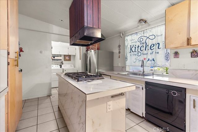 9080 Bloomfield Avenue 33, Cypress, CA 90630